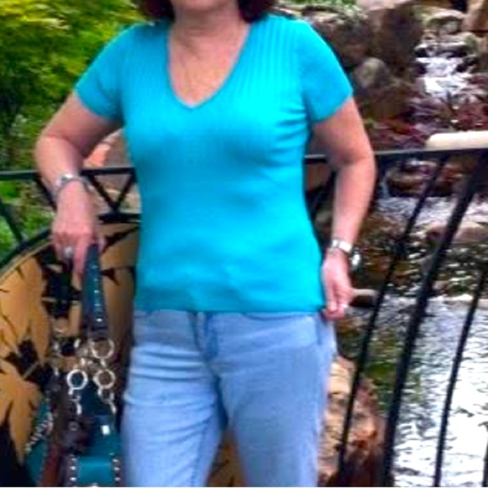 Turquoise Ribbed V-Neck Top